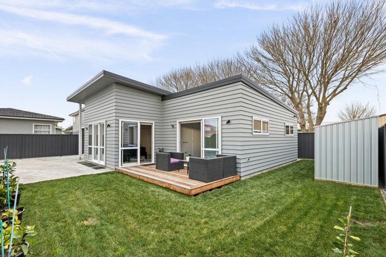 Photo of property in 43b Meeanee Road, Taradale, Napier, 4112