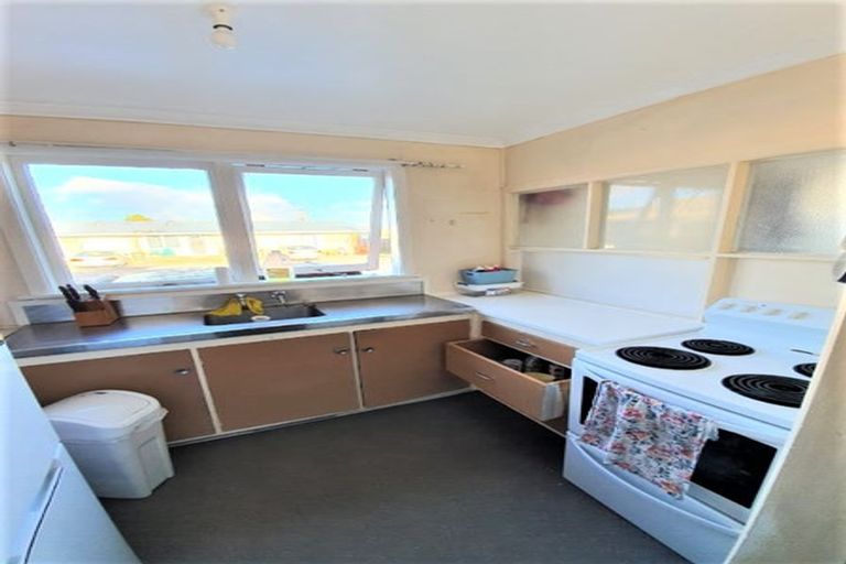 Photo of property in 6/36 Camp Street, Silverstream, Upper Hutt, 5019