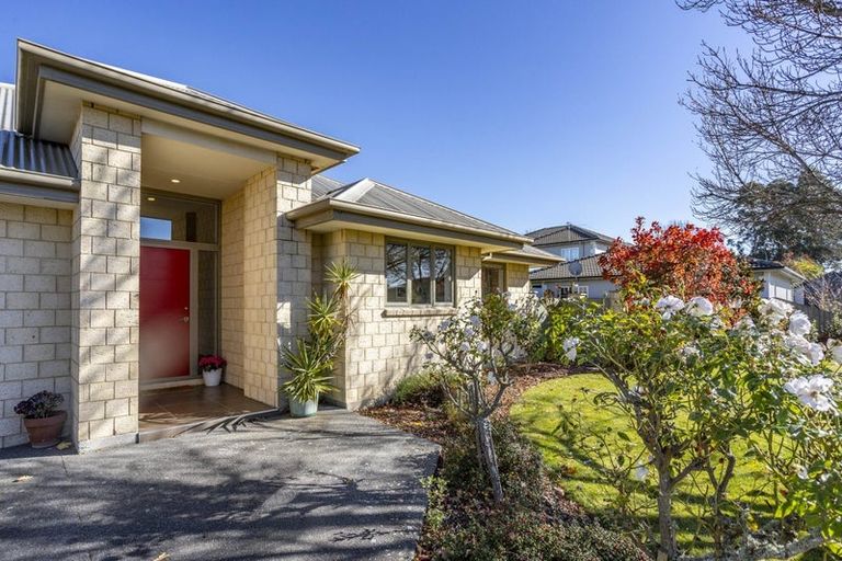 Photo of property in 2 Ascot Place, Rangiora, 7400