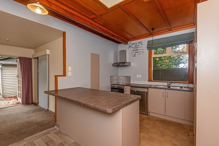 Photo of property in 374 College Street, Hokowhitu, Palmerston North, 4410