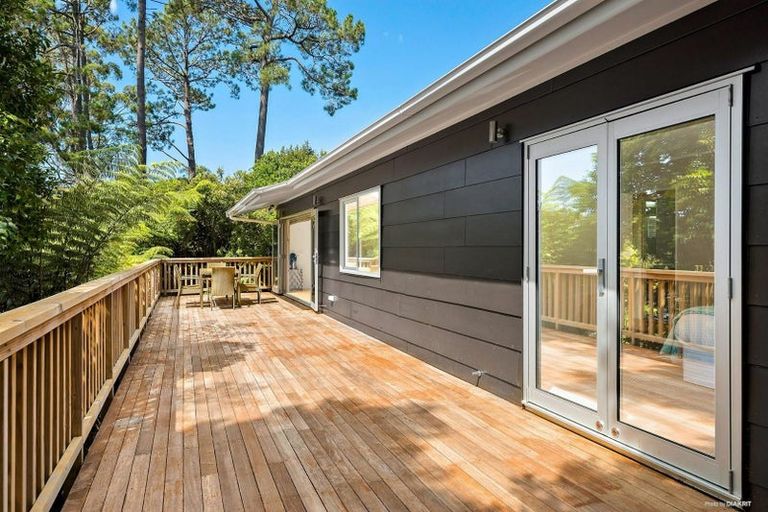 Photo of property in 2/31 Rangatira Road, Birkdale, Auckland, 0626