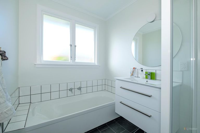 Photo of property in 54 Kent Street, Marchwiel, Timaru, 7910