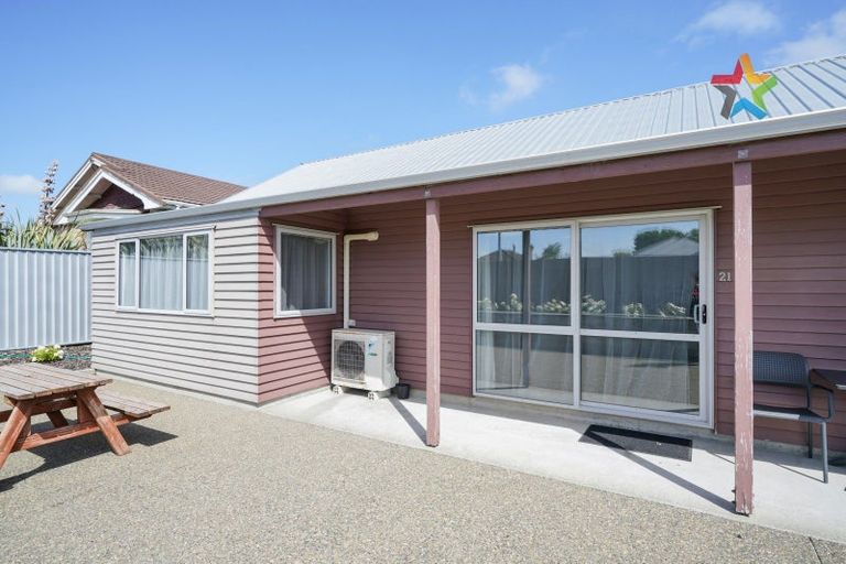Photo of property in 8a-d Tay Street, Turnbull Thomson Park, Invercargill, 9810