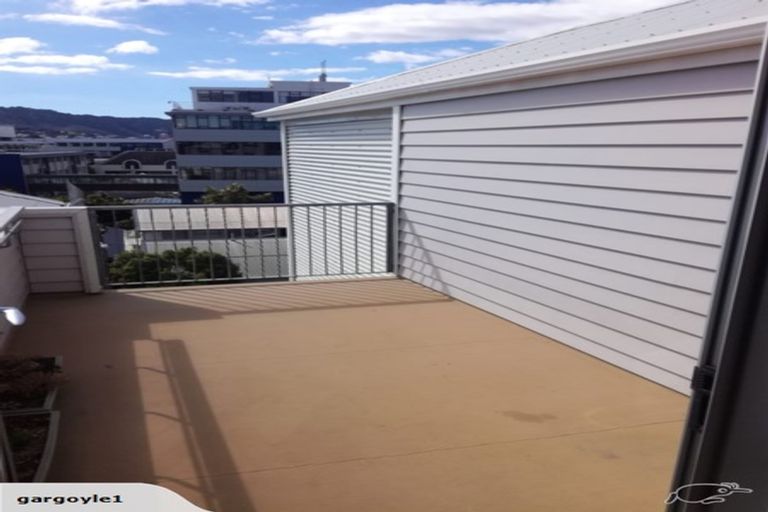 Photo of property in 8k Finlay Terrace, Mount Cook, Wellington, 6021