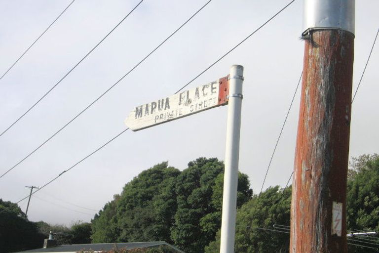 Photo of property in 3 Marua Place, Ranui, Porirua, 5024