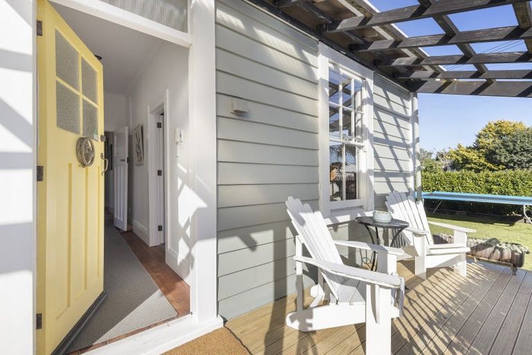 Photo of property in 23 Mason Street, Moera, Lower Hutt, 5010