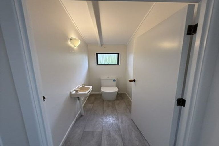 Photo of property in 5 Bush Point Road, Cable Bay, 0420