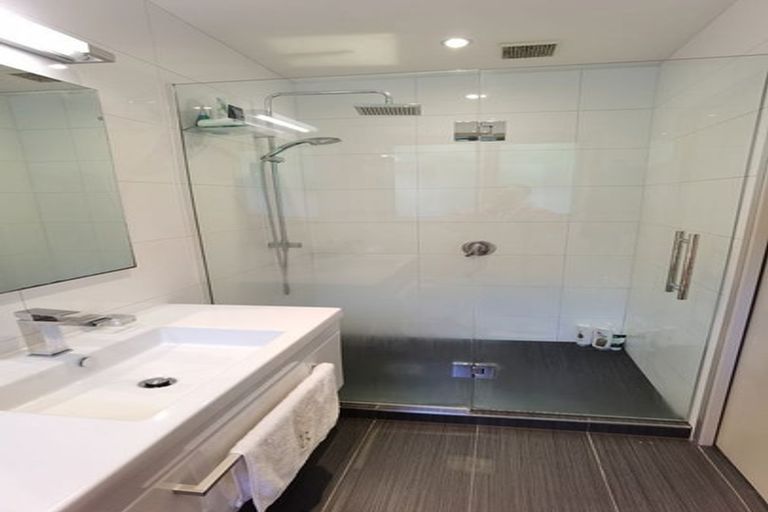 Photo of property in 3 Caesars Place, Churton Park, Wellington, 6037