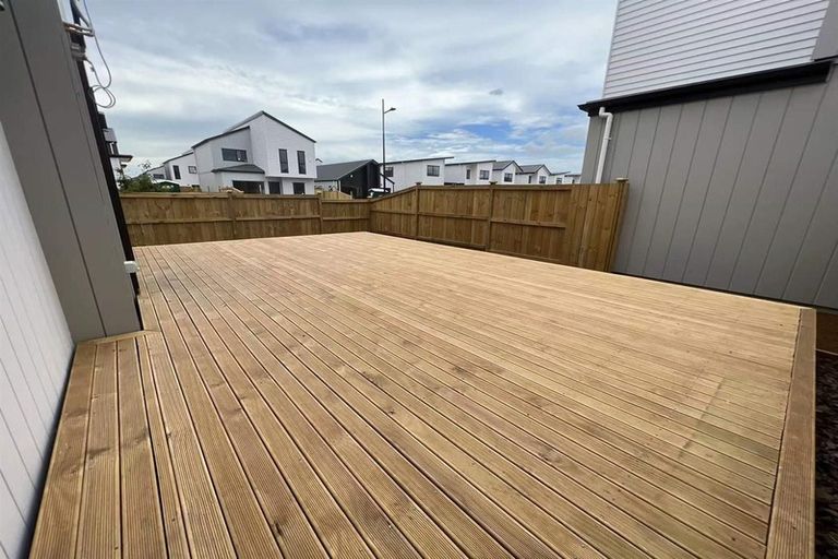 Photo of property in 44 Kairakau Street, Papakura, 2110