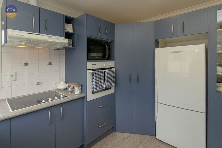 Photo of property in 14 Newbury Place, Taradale, Napier, 4112