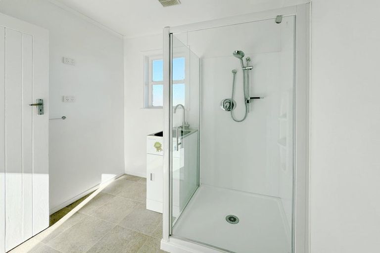 Photo of property in 20 Blake Street, Porangahau, 4293