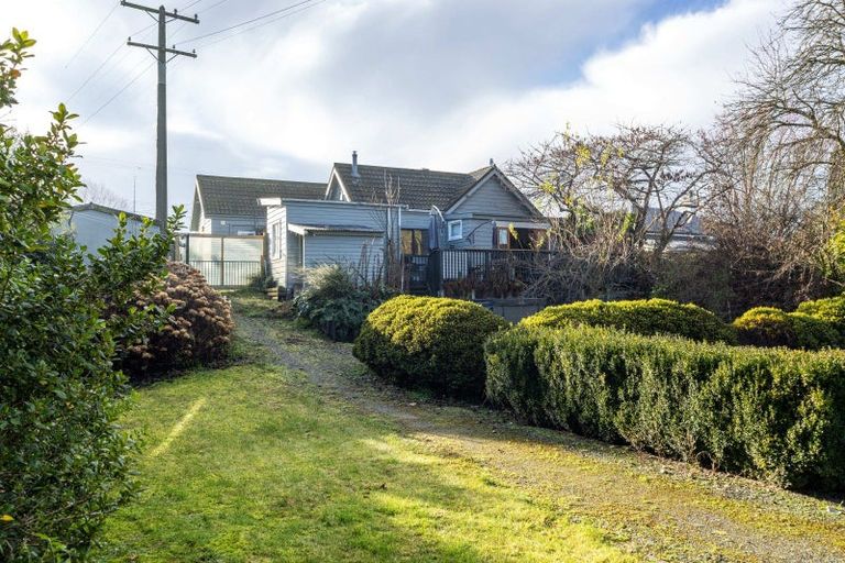 Photo of property in 71 Mckenzie Street, Geraldine, 7930