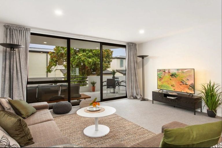 Photo of property in 5/55 Carlton Mill Road, Merivale, Christchurch, 8014