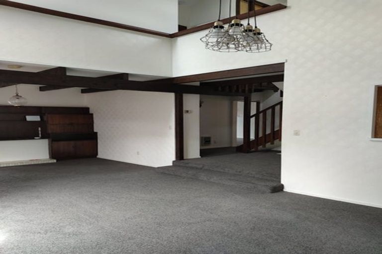 Photo of property in 39b Parkvale Road, Karori, Wellington, 6012