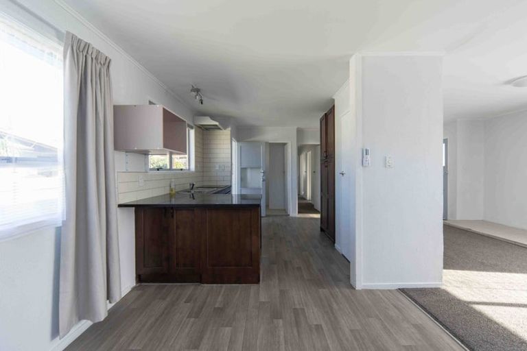 Photo of property in 52 Karen Crescent, Dinsdale, Hamilton, 3204