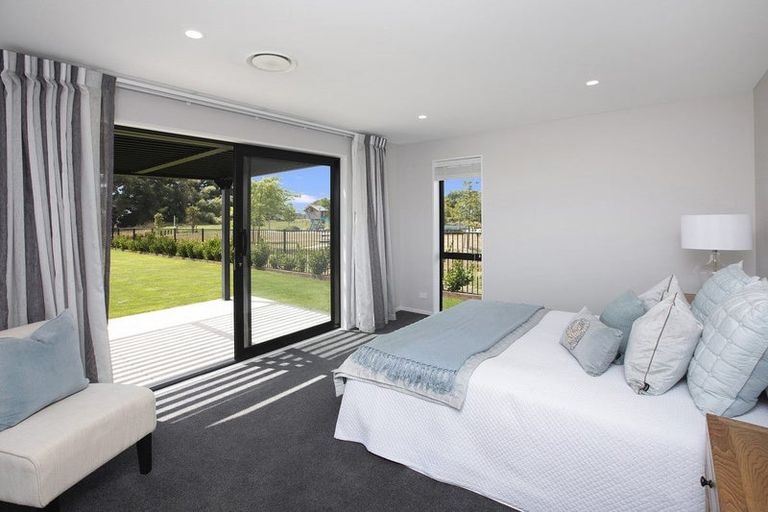 Photo of property in 14 Godley Place, Woodend, 7610