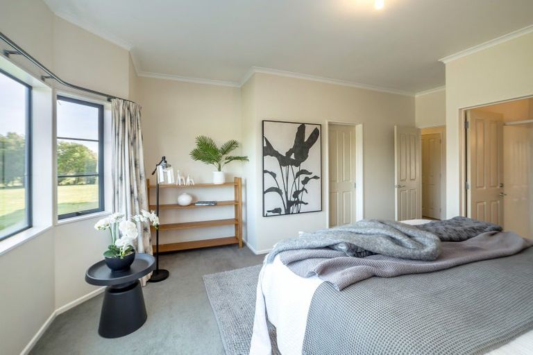 Photo of property in 15 Campbell Drive, Martinborough, 5711