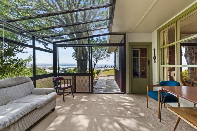 Photo of property in 8 Goldsmith Road, Hospital Hill, Napier, 4110