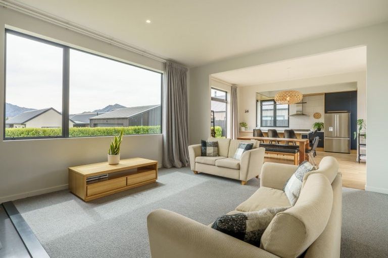 Photo of property in 3 Courthill Lane, Wanaka, 9305