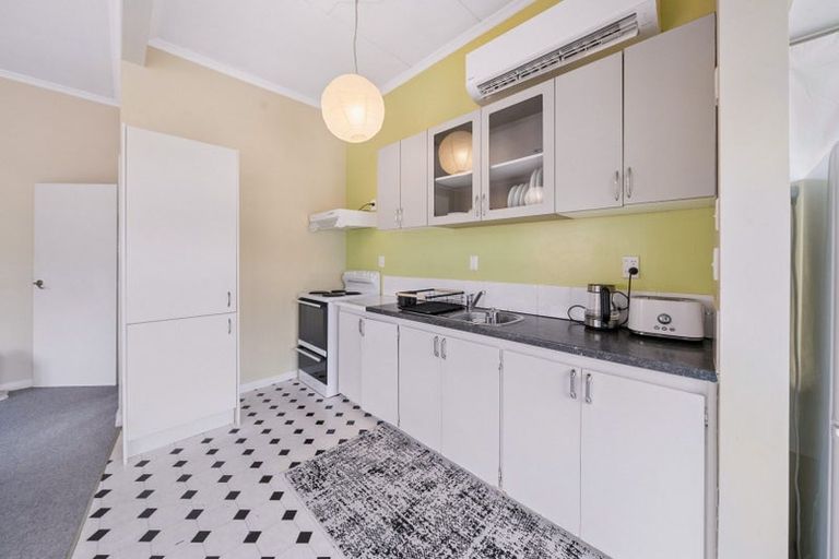 Photo of property in 39 Roy Street, Newtown, Wellington, 6021