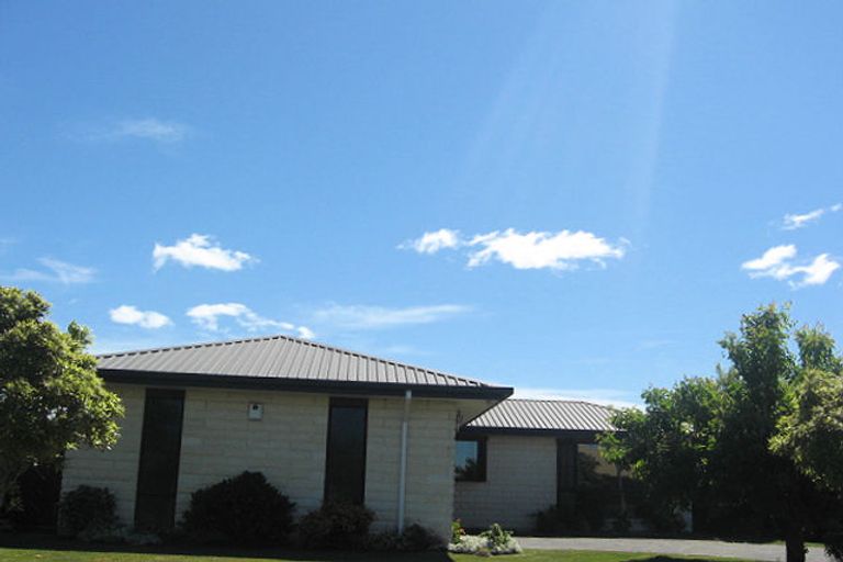 Photo of property in 46 Reginald Street, Burwood, Christchurch, 8083