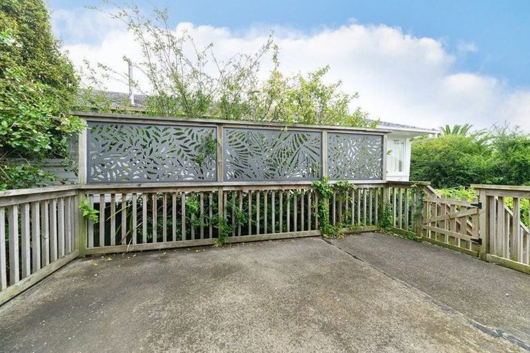 Photo of property in 11 Harrington Road, Henderson, Auckland, 0610