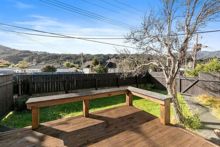 Photo of property in 62 Main Road, Wainuiomata, Lower Hutt, 5014