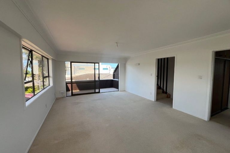 Photo of property in 2 Empire Road, Orewa, 0931