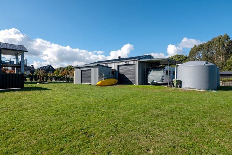 Photo of property in 9 Lancewood Way, Kinloch, Taupo, 3377