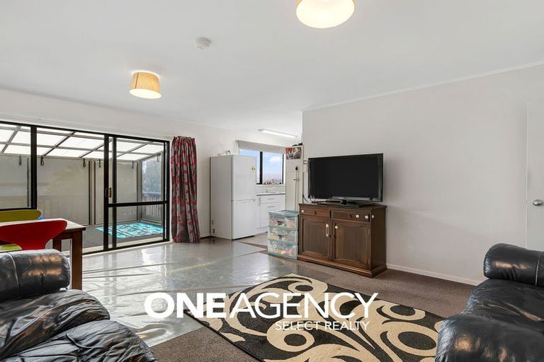 Photo of property in 1/11 Te Arawi Street, Takapuwahia, Porirua, 5022
