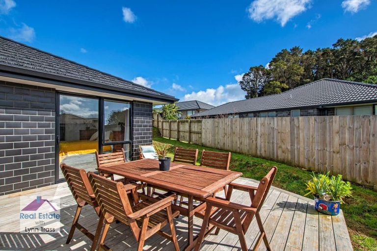 Photo of property in 16 Maui Place, Te Kamo, Whangarei, 0112