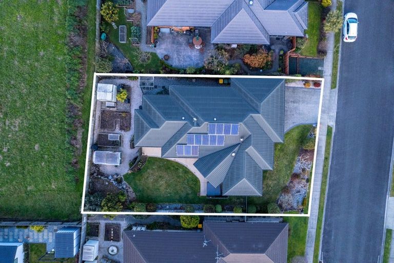 Photo of property in 16 Kendall View, Stoke, Nelson, 7011