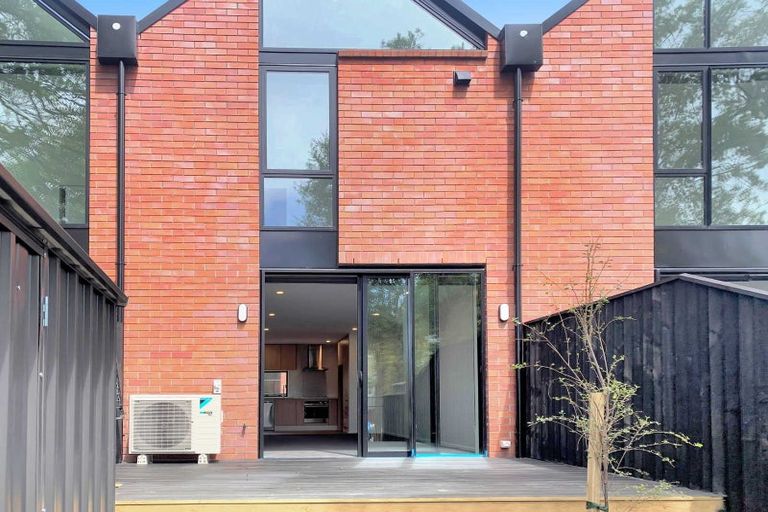 Photo of property in 4/66 Innes Road, St Albans, Christchurch, 8052