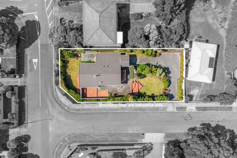 Photo of property in 10 Jane Street, Waikanae Beach, Waikanae, 5036