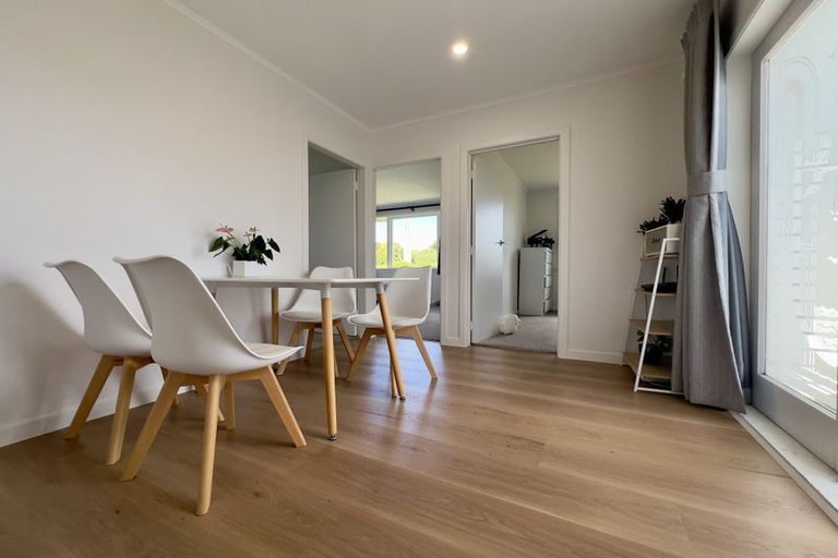 Photo of property in 71 Pomaria Road, Henderson, Auckland, 0610