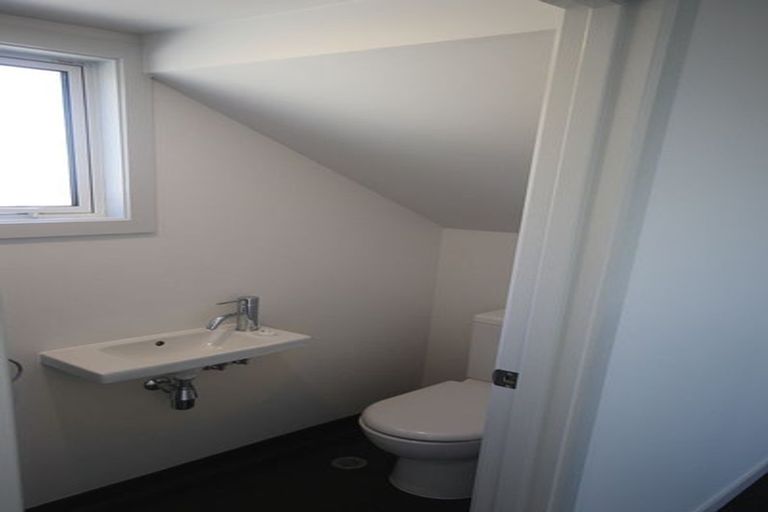 Photo of property in 46c Thompson Street, Mount Cook, Wellington, 6011