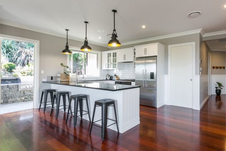 Photo of property in 24 Tauroa Valley Road, Havelock North, 4130