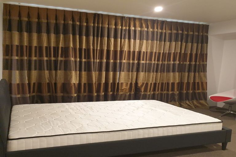Photo of property in Sirocco Apartments, 610/8u Church Street, Wellington Central, Wellington, 6011