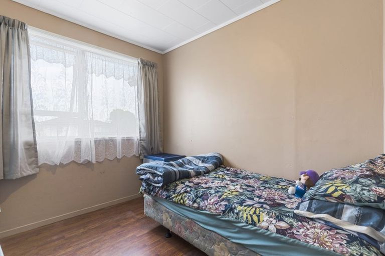 Photo of property in 10 Fellbrook Street, Manurewa, Auckland, 2102