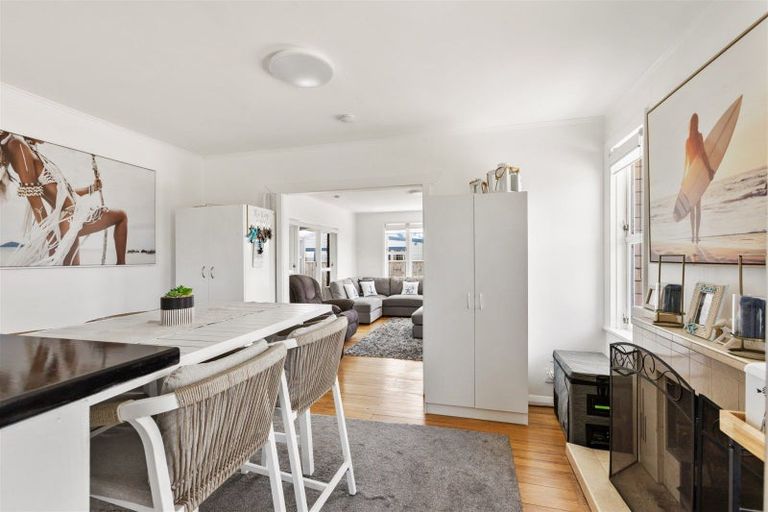 Photo of property in 20 Cook Street, Carters Beach, Westport, 7825