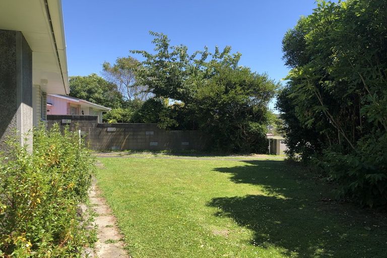 Photo of property in 16 Rata Street, Waikanae, 5036