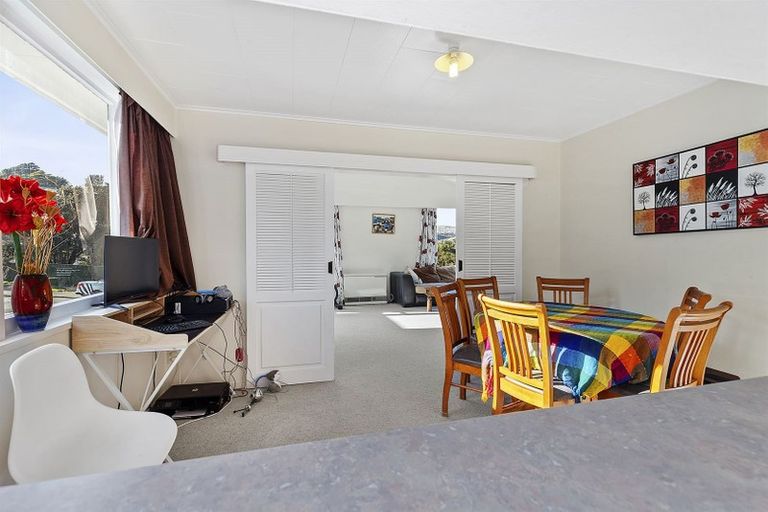 Photo of property in 56 Spinnaker Drive, Whitby, Porirua, 5024