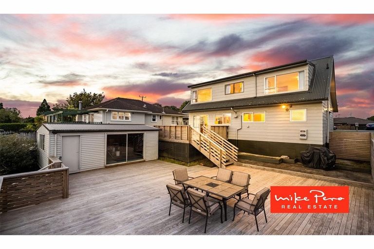 Photo of property in 65 Konini Road, Titirangi, Auckland, 0604