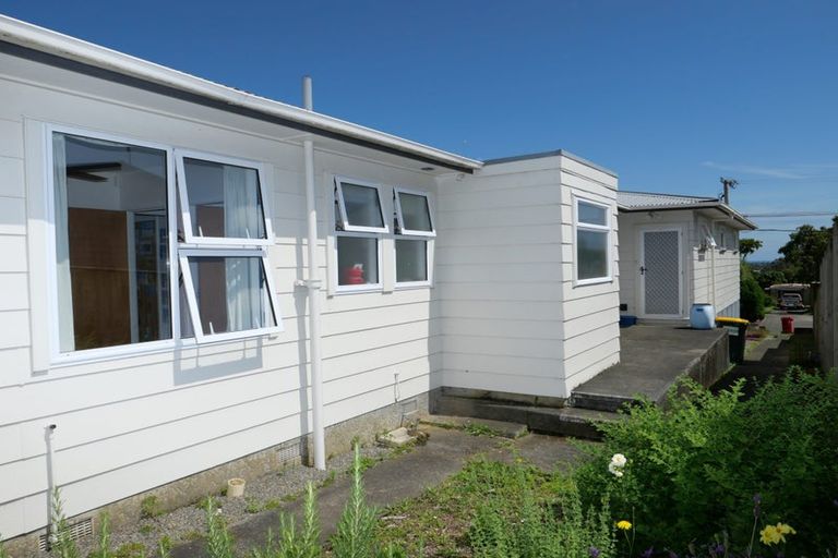 Photo of property in 46 Kaitawa Crescent, Paraparaumu, 5032