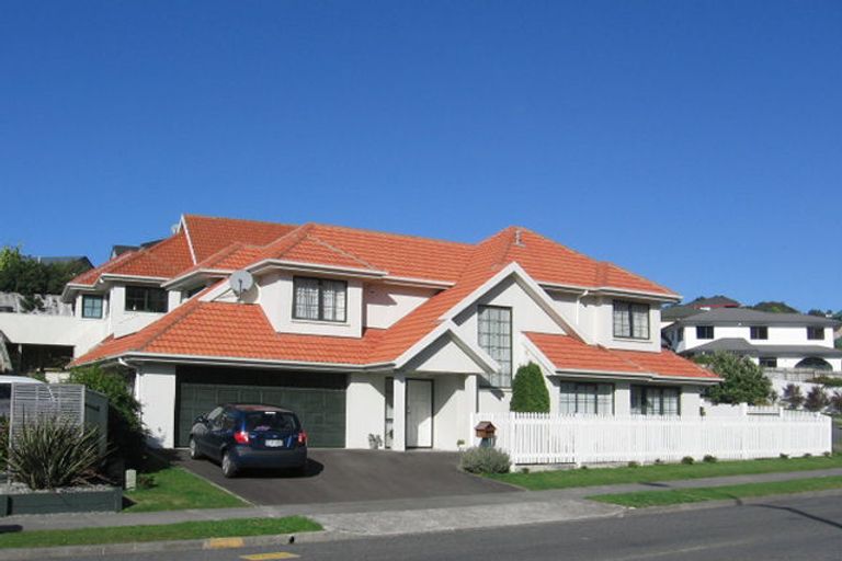 Photo of property in 189 Westchester Drive, Churton Park, Wellington, 6037