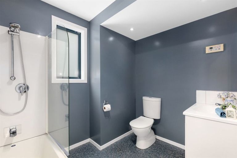 Photo of property in 21 The Bollard, Whitby, Porirua, 5024