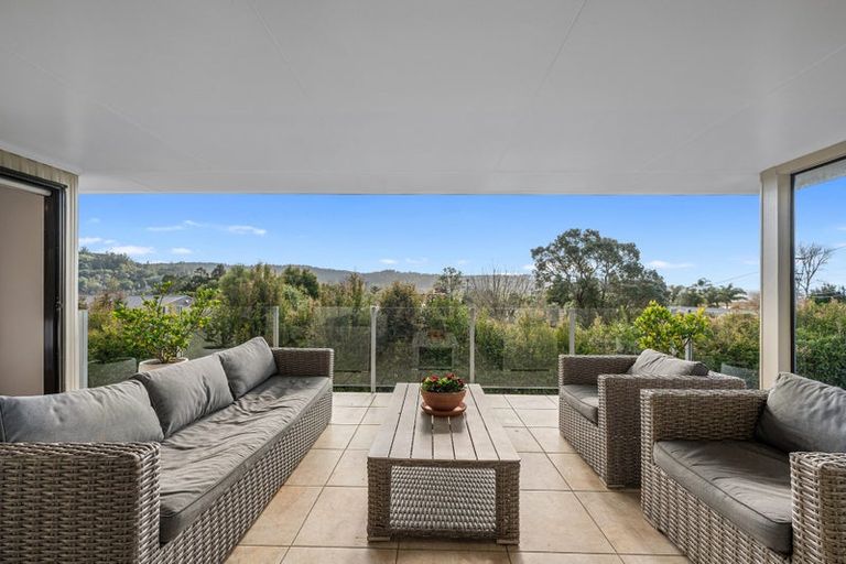 Photo of property in 53 Okura River Road, Okura, Albany, 0792