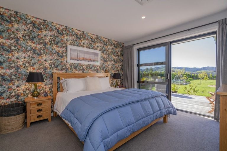 Photo of property in 131 Kupe Drive, Whitianga, 3510