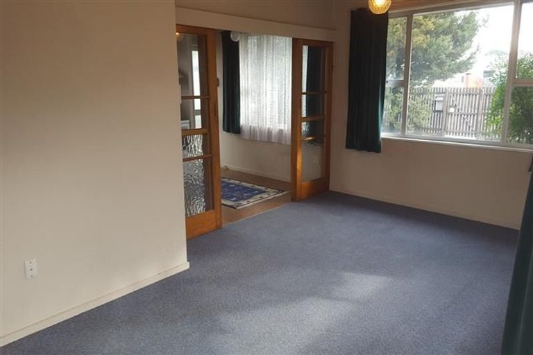 Photo of property in 1/65 Springs Road, Hornby, Christchurch, 8042