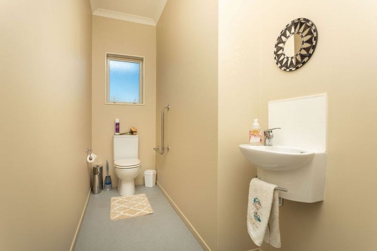 Photo of property in 118 Guy Street, Dannevirke, 4930